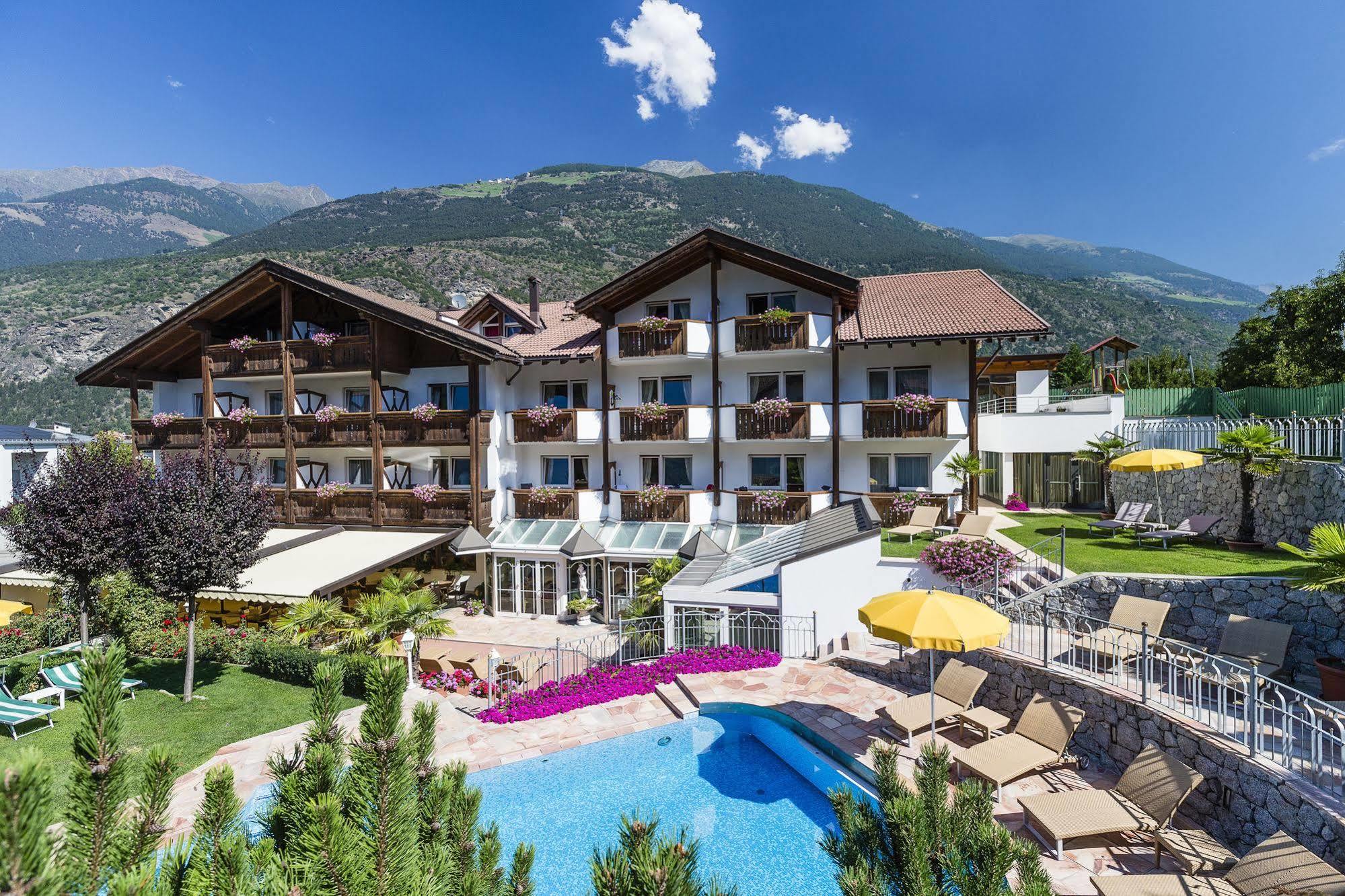 Dolcevita Hotel Jagdhof Laces Kültér fotó