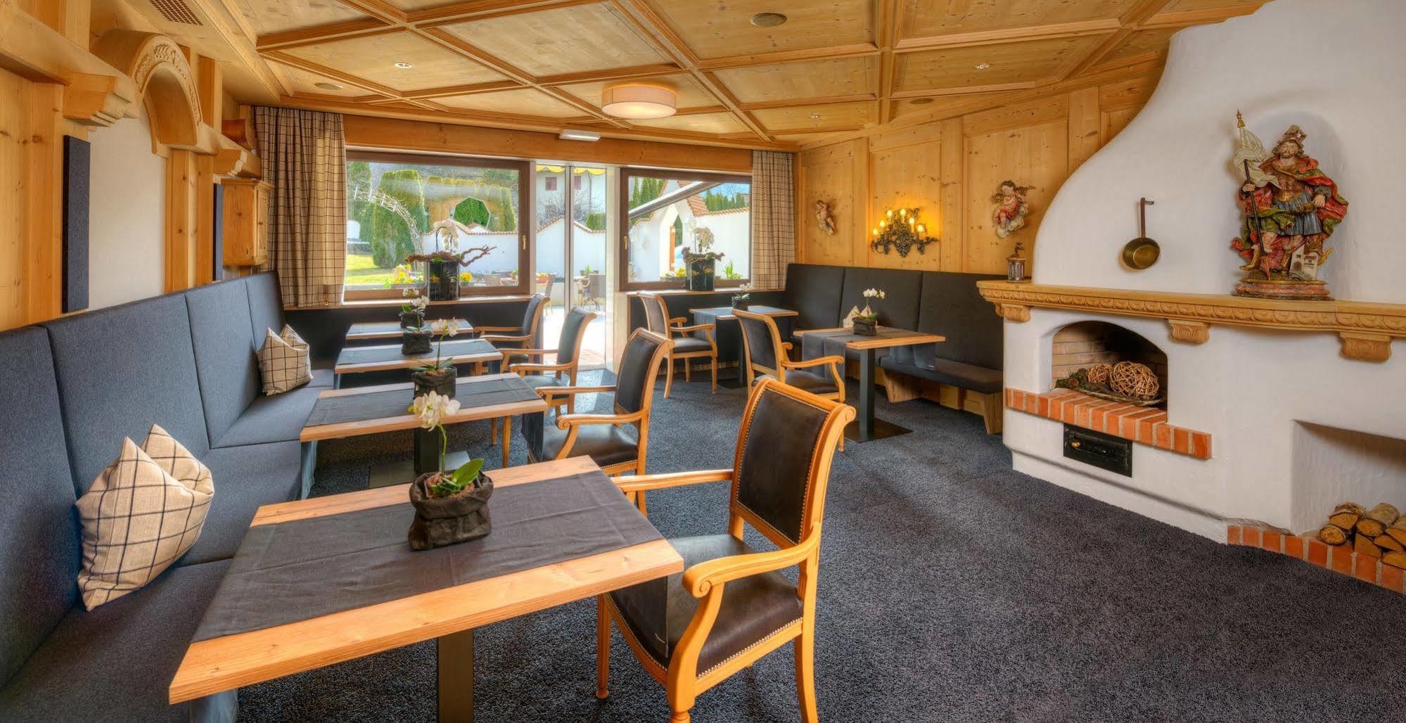 Dolcevita Hotel Jagdhof Laces Kültér fotó