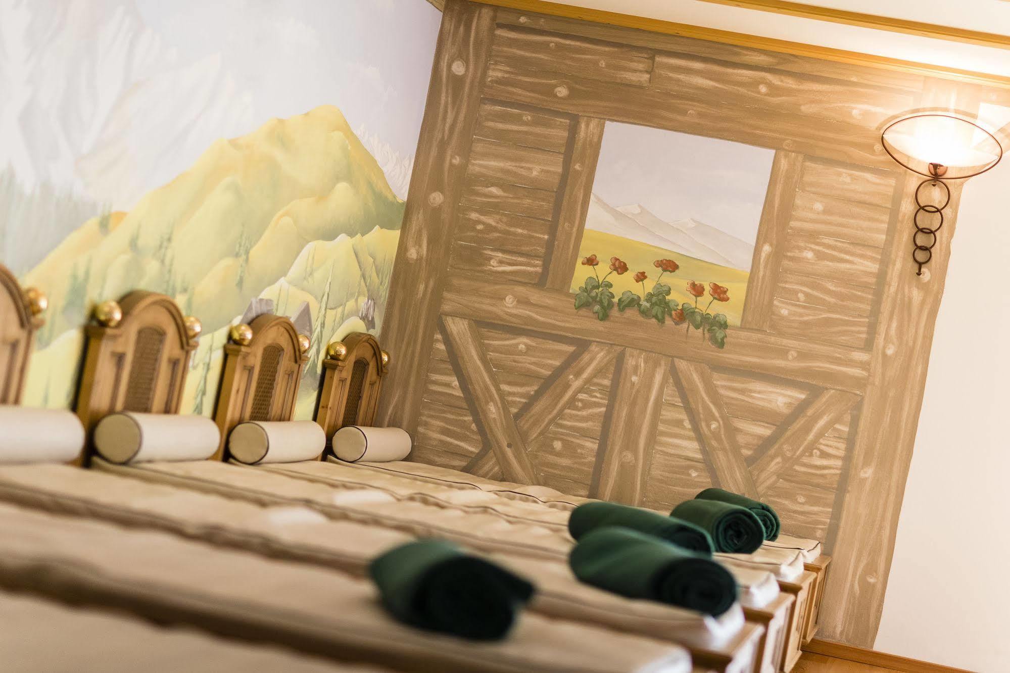Dolcevita Hotel Jagdhof Laces Kültér fotó
