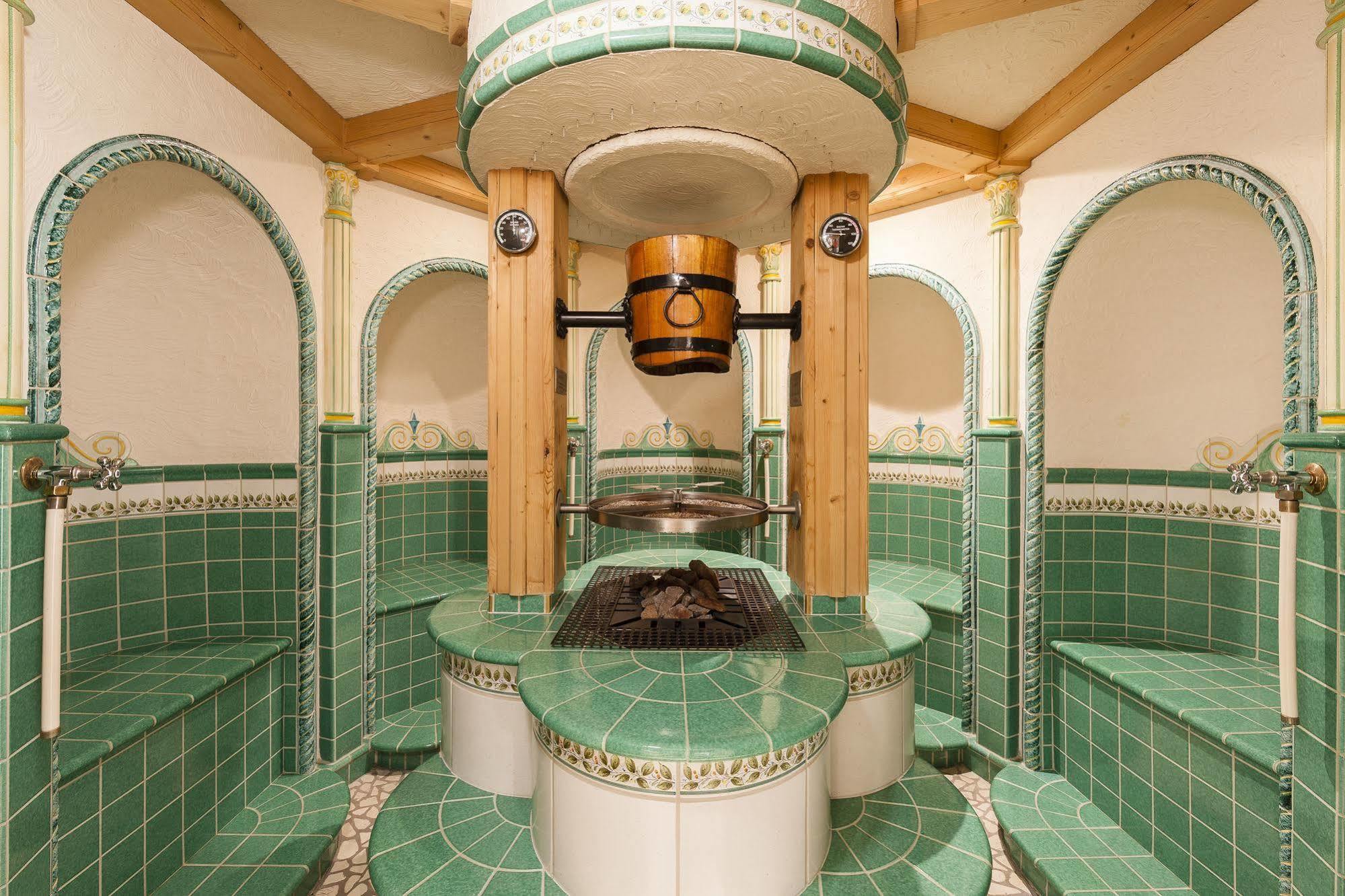 Dolcevita Hotel Jagdhof Laces Kültér fotó