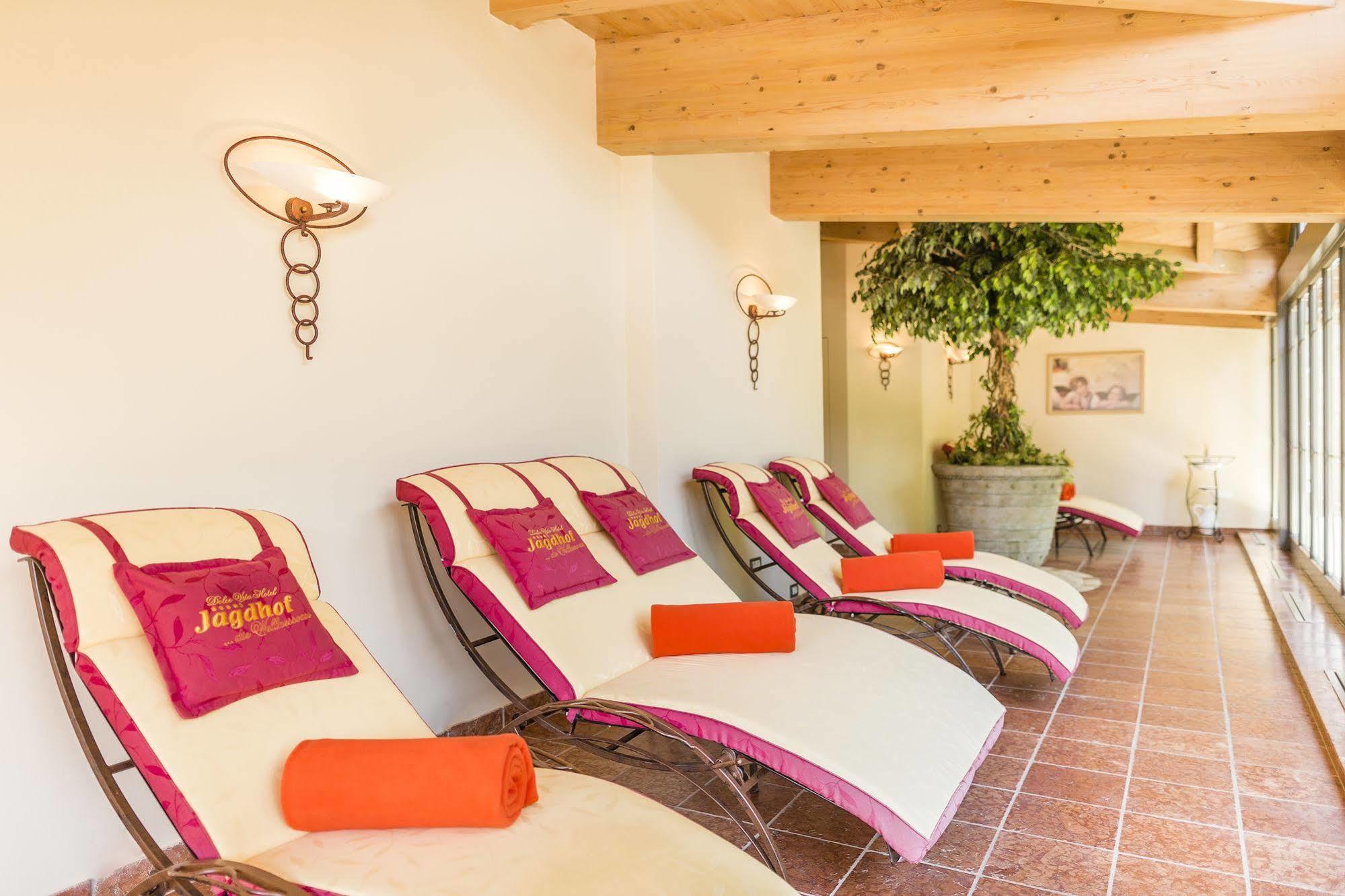 Dolcevita Hotel Jagdhof Laces Kültér fotó