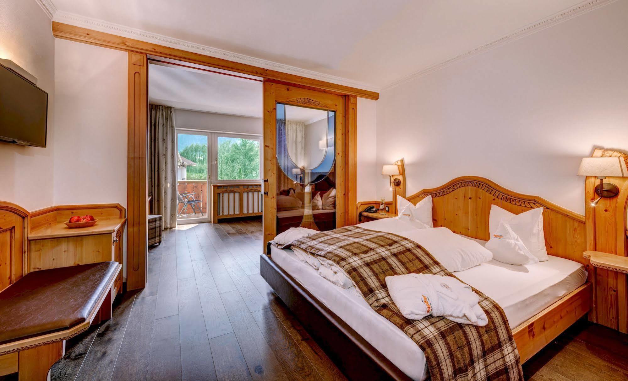 Dolcevita Hotel Jagdhof Laces Kültér fotó